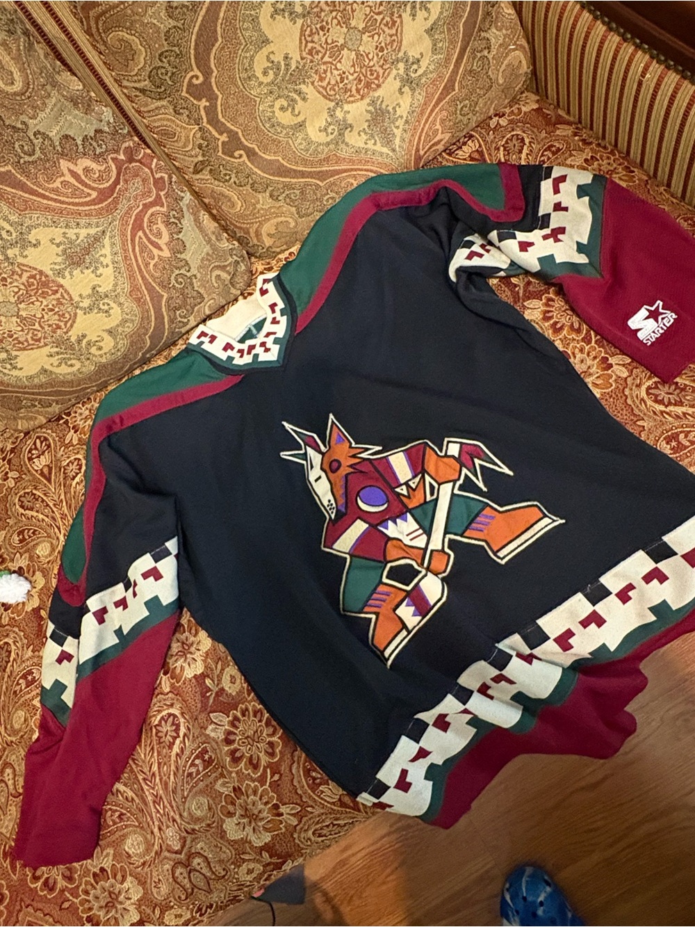 Vintage 1990s Phoenix Coyotes "Kachina" alternate hockey jersey made by Starte
